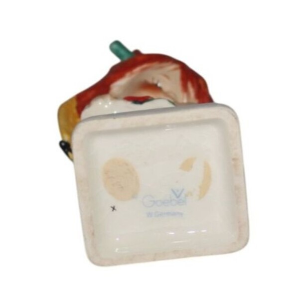 Goebel Charlot Byj 4 Little Miss Coy TMK 5 Vintage Hummel - Picture 5 of 5